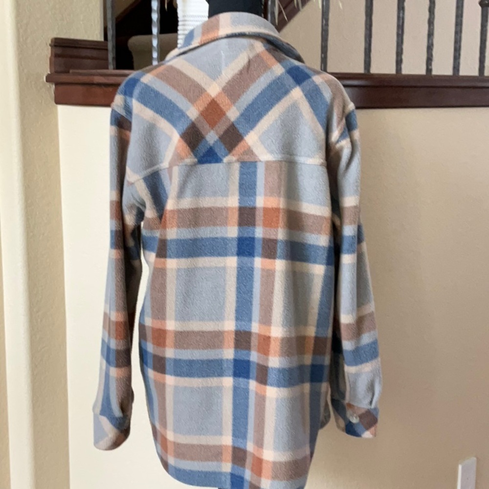 Thread & Supply Shacket Medium - Picture 4 of 5